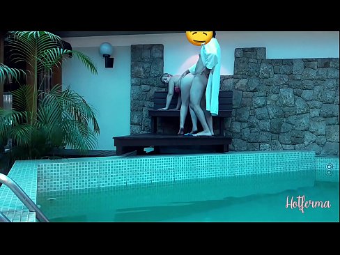 ❤️ El cap convida la criada a la piscina, però no va poder resistir-se a una calor ☑ Porno vk a nosaltres ca.moresexmovies.ru ❌